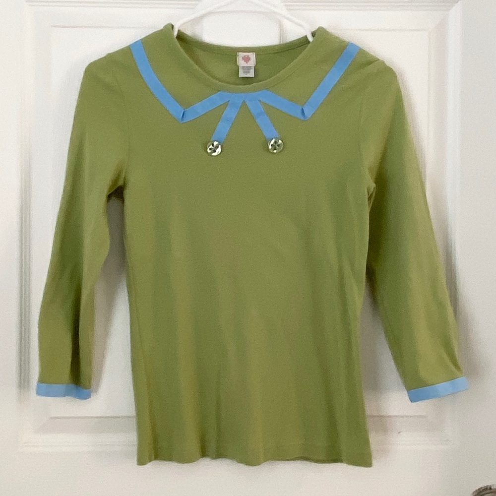 Anthropologie 3/4 sleeve shirt with button detail